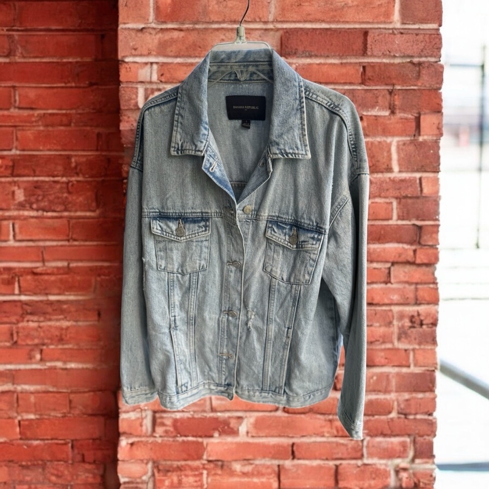 Banana Republic Men's Light Wash Denim Trucker Jacket Size Small Blue - Picture 2 of 4